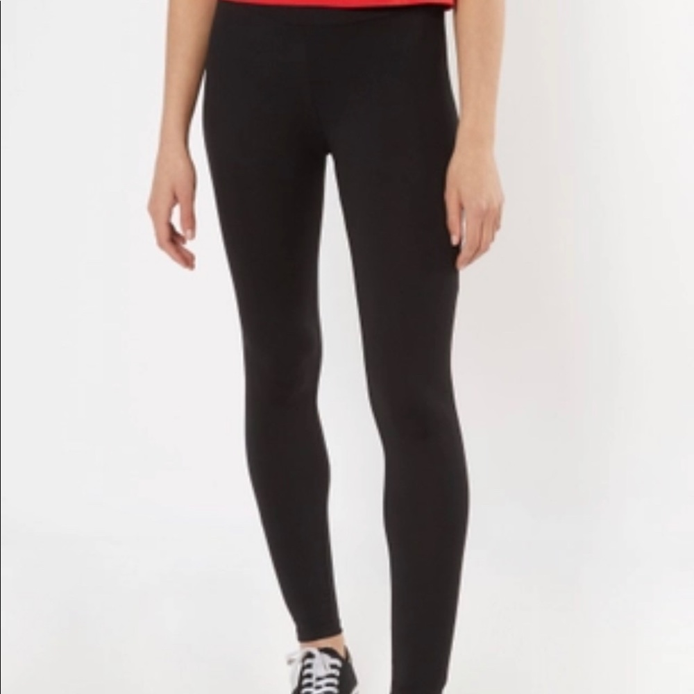 Black high waisted leggings